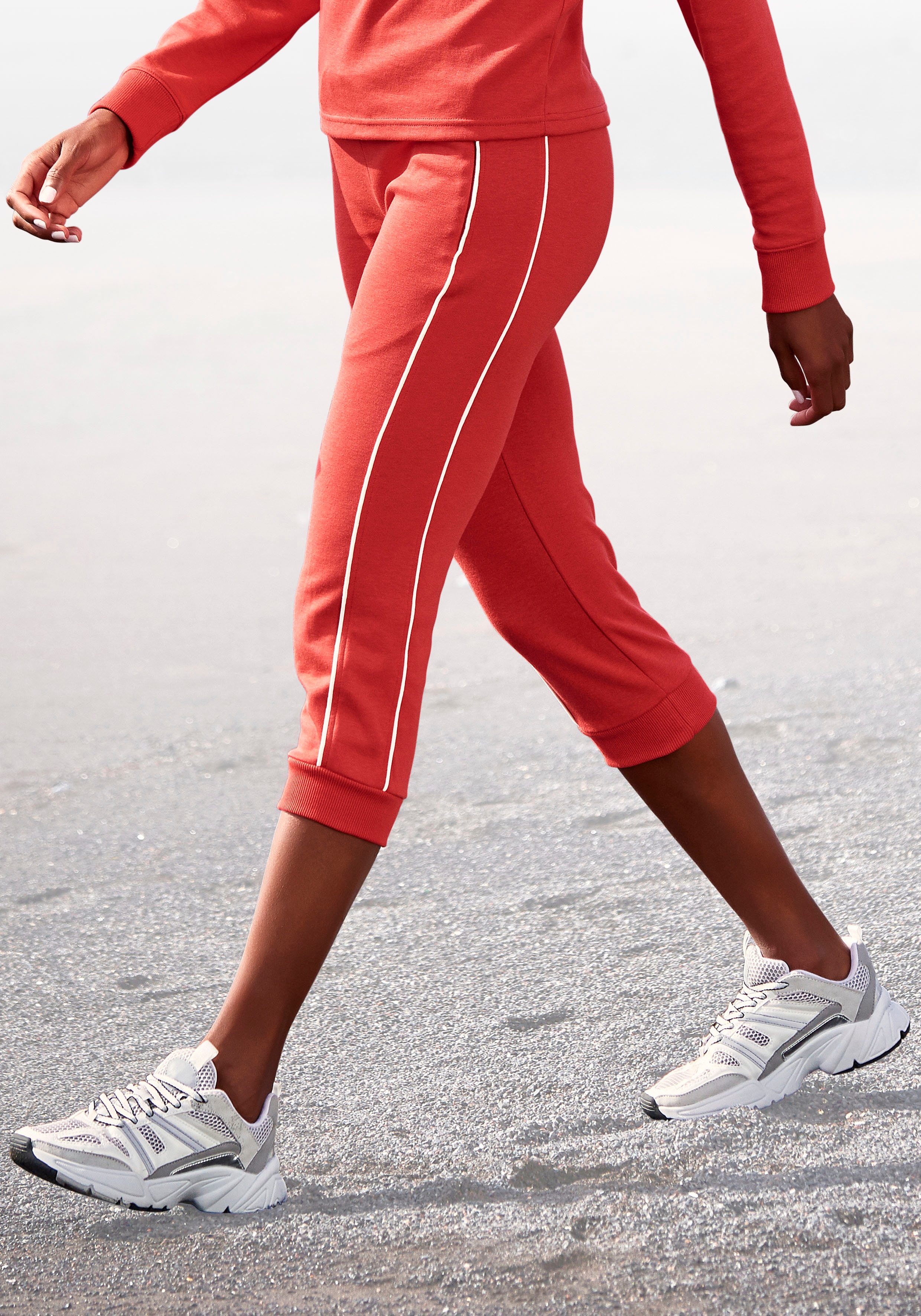 Caprihose H.I.S, Damen, Gr. 52/54, N-Gr, rot, Interlock, Obermaterial: 60% Baumwolle, 40% Polyester, unifarben, Basic, bequem kniebedeckend, Hosen Caprihose, mit seitlichen Piping, Loungewear