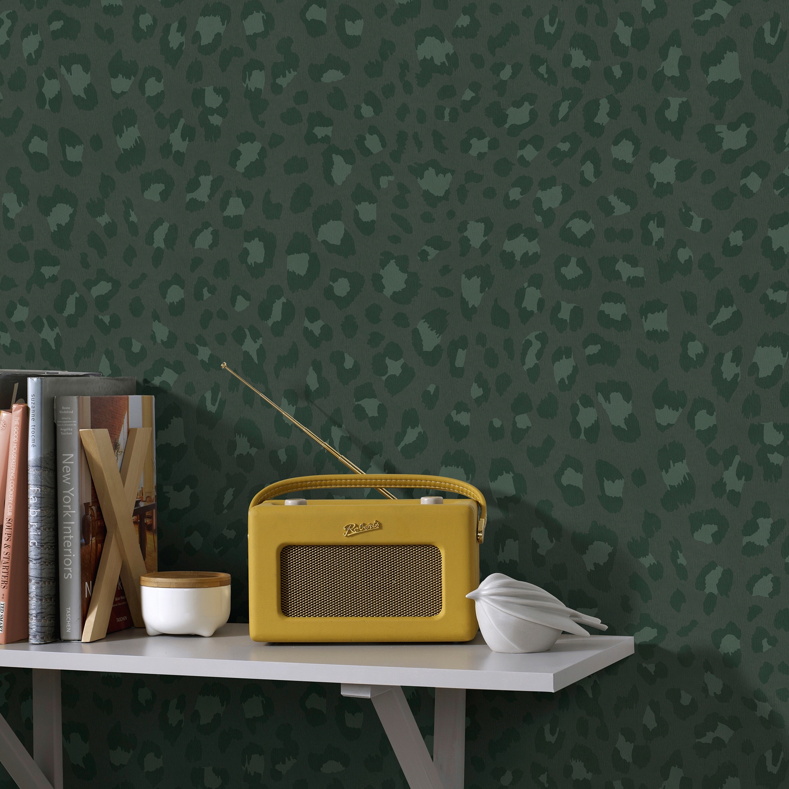 Vliestapete SUPERFRESCO EASY "Tiger Druck - Grün", grün, B:0,52m L:10m, Vlies, Tapeten, FSC zertifiziert, mit lebhaftem Druck, 10 Meter Länge