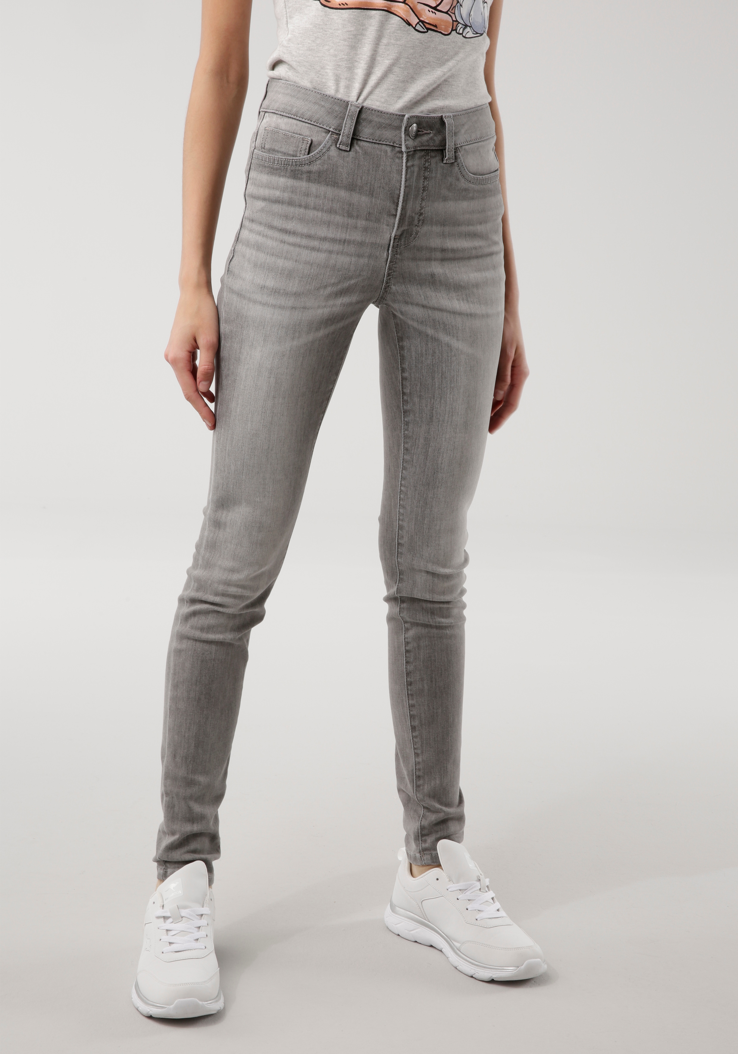 5-Pocket-Jeans KANGAROOS "SUPER SKINNY HIGH RISE", Damen, Gr. 36, N-Gr, grau (grau used), Denim/Jeans, Obermaterial: 67% Baumwolle, 21% Polyester, 10% Viskose, 2% Elasthan, Abriebeffekte, Basic, skinny fit knöchellang, Jeans 5-Pocket-Jeans,...