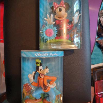 Disney Other | 2 Set Disney Collectable Figures | Color: Green/Pink | Size: Os