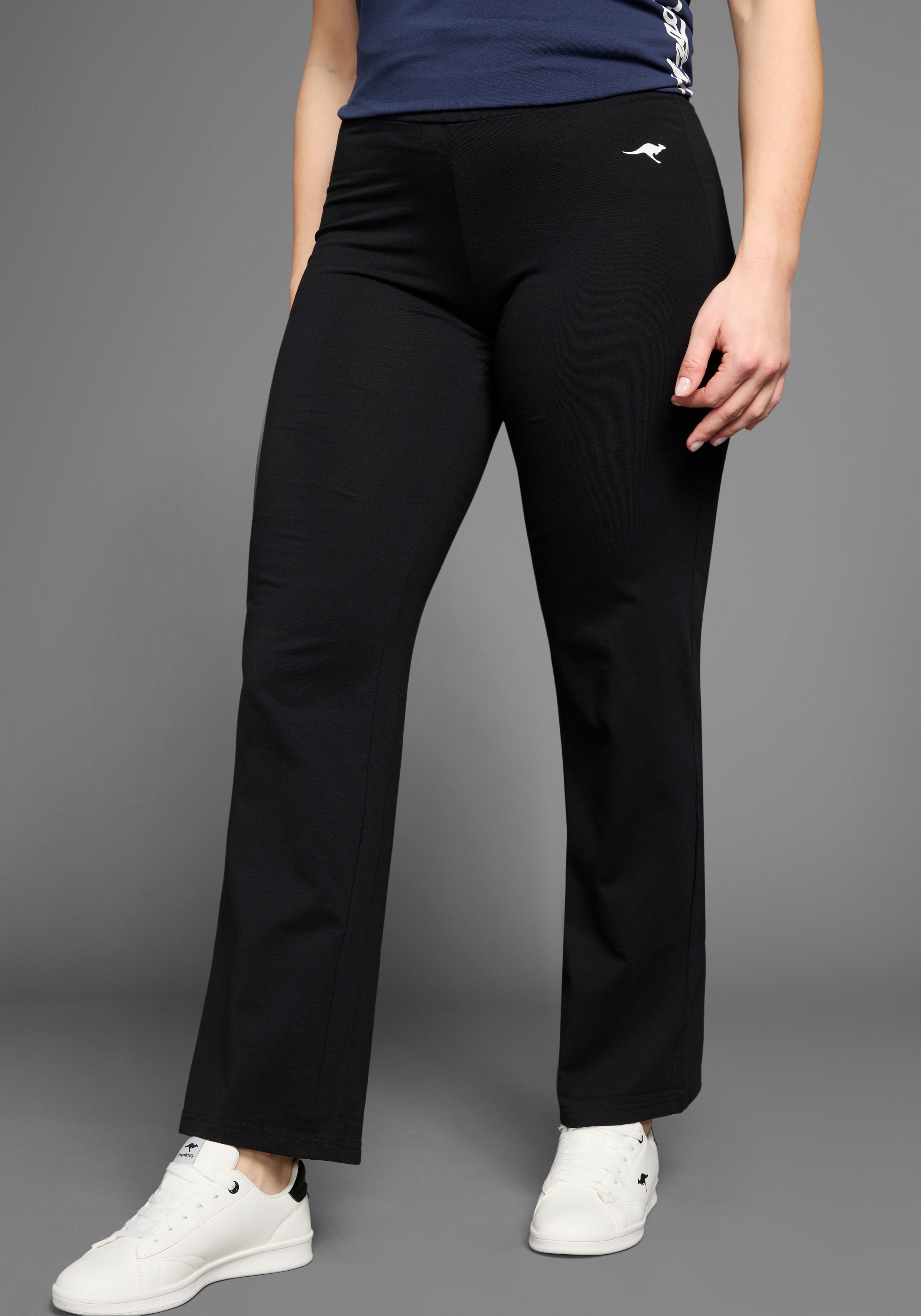 Jazzpants KANGAROOS, Damen, Gr. 42, N-Gr, schwarz, Jersey, Obermaterial: 95% Baumwolle, 5% Elasthan, kontrastfarbene Details, unifarben, Sportlich, schmal lang, Hosen, Topseller Image