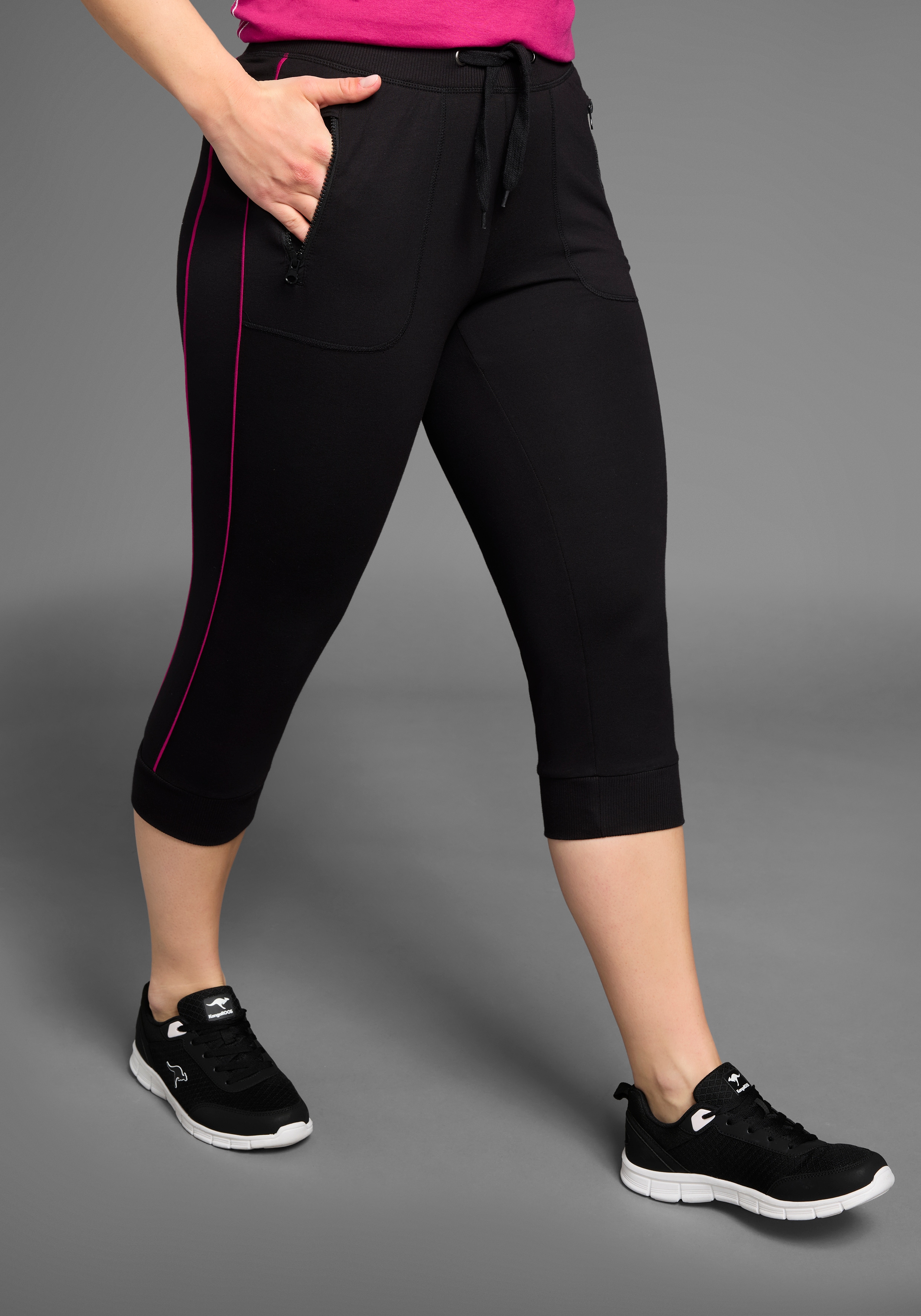 Jogginghose KANGAROOS, Damen, Gr. 54, N-Gr, schwarz, Sweatware, Obermaterial: 95% Baumwolle, 5% Elasthan, kontrastfarbene Details, bequem 3/4-Länge, Hosen Jogginghose
