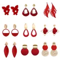 Boucles d'Oreilles Pendantes en Forme de Documents Rouges Bijoux Géométriques en Or Crochet