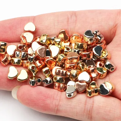 Mélange de Perles en Acrylique en Forme de Cœur Dorées/Argentées 6x7mm Intercalaires pour Bijoux