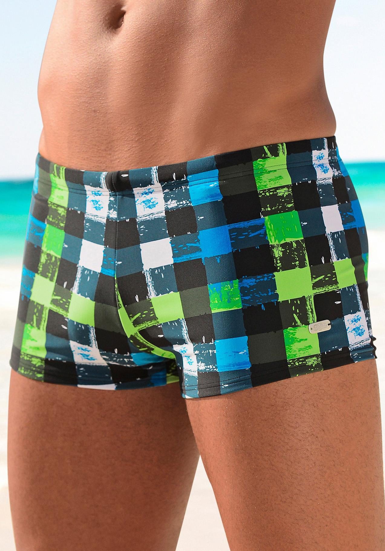 Boxer-Badehose BUFFALO, Herren, Gr. 4, N-Gr, schwarz (schwarz, grün), Polyamid, kariert, Badehosen, in trendiger Karo-Optik Image