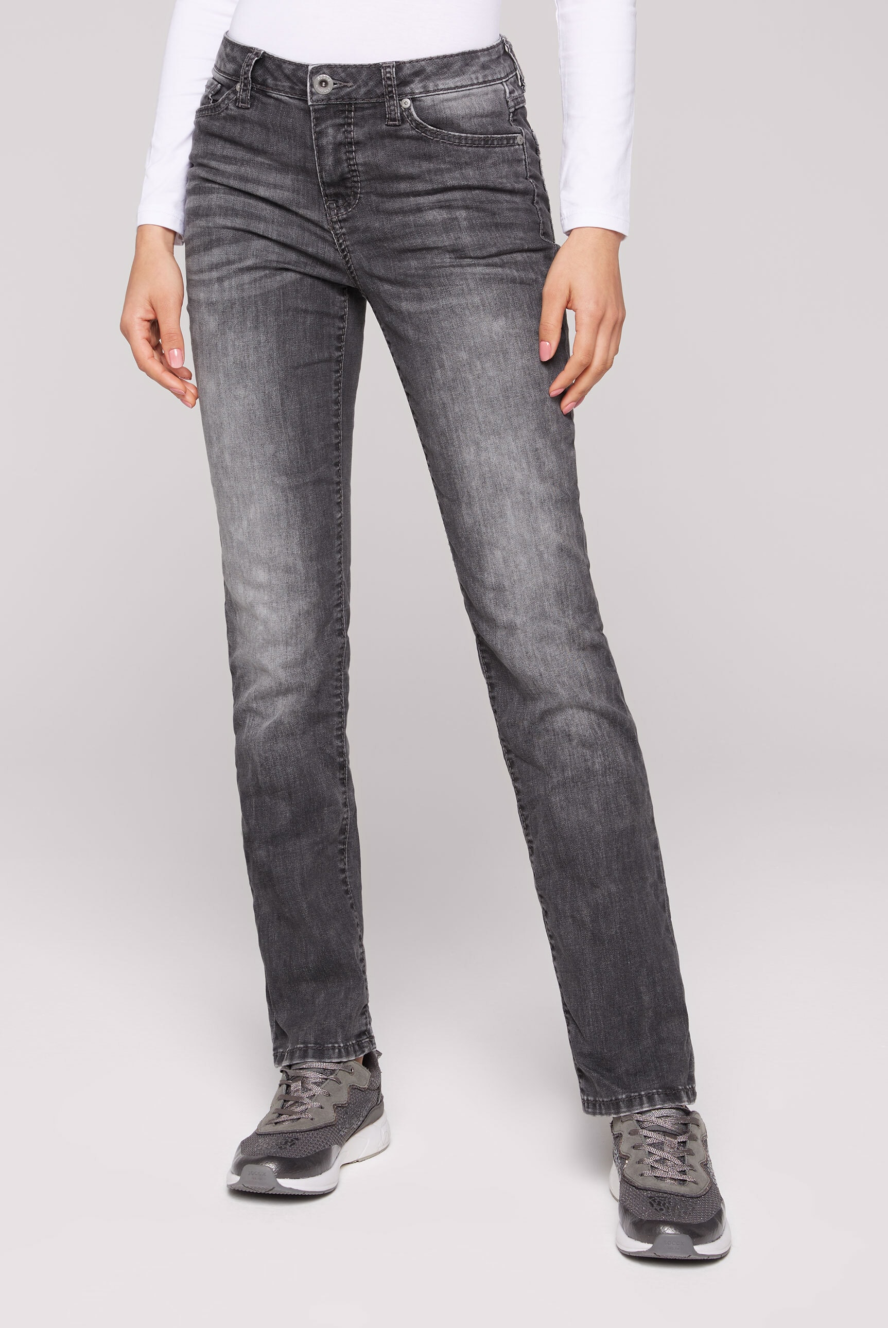 Regular-fit-Jeans SOCCX, Damen, Gr. 27, Länge 32, grau, Material: 72% Baumwolle, 27% Polyester, 1% Elasthan, Zusatz: Enthält nichttextile Teile tierischen Ursprungs (Badge), Abriebeffekte, regular fit, Jeans, mit breiten Nähten