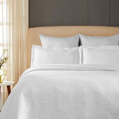 Celtic Circles Bedspread Set, King, White