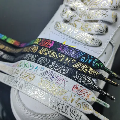 Lacets de chaussures plates de basket-ball de fleur de cajou impression peinte à la main baskets