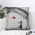 Banksy Girl avec le ballon en forme de coeur taie d'oreiller décorative coussin d'art pour la