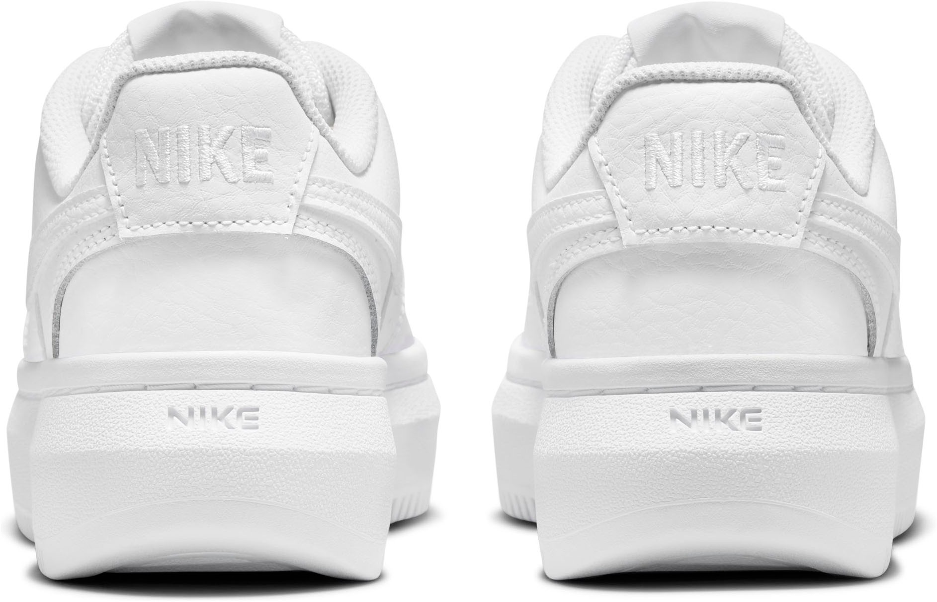 Sneaker NIKE SPORTSWEAR "Court Vision Alta", Gr. 39, weiß (weiß, weiß, weiß), Leder, Schuhe, Design auf den Spuren des Air Force 1