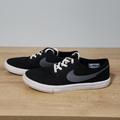 Nike Shoes | Nike Sb Canvas Sneakers | Color: Black/Gray | Size: 8.5
