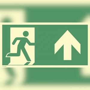 Notausgang rechts Pfeil oben, ISO 7010, PVC-U selbstklebend, 160-mcd, 400x200 mm Image