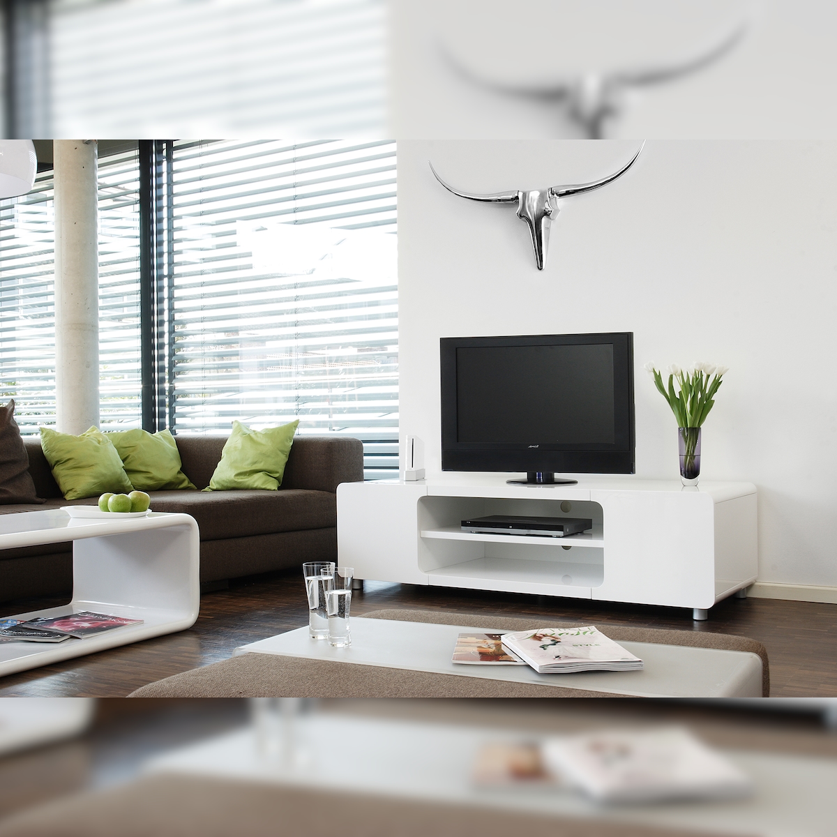 SalesFever Lowboard 160 cm | 2 Türen, 2 offene Fächer | MDF-Holz | B 160 x T 58 x H 45 cm | Weiß Hochglanz Image