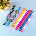 Bracelet en silicone avec document aléatoire pour enfants bracelets avec chaussure accessoires en