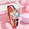 Montre arc-en-ciel avec bracelet en nylon pour femme montre-bracelet colorée montre à quartz