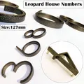 Numéros de maison flottants léopard plaque de porte lettres plaque d'adresse en métal extérieur