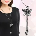 Collier long vintage avec biscuits pour femme collier fleur en cristal bijoux pendentif noir