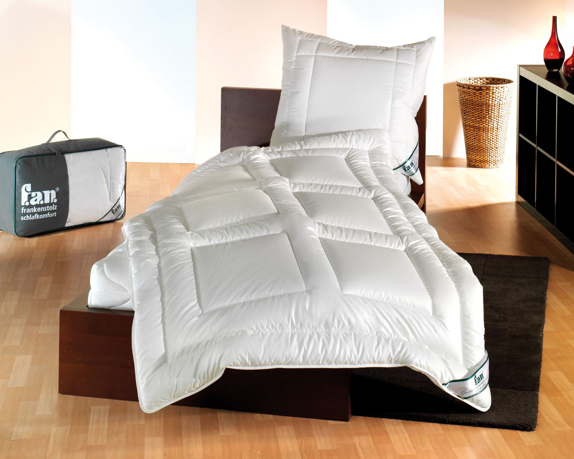 Frankenstolz »African Cotton« Bettdecken Vierjahreszeiten-Steppbett / 155x220 cm / 800/600g Image