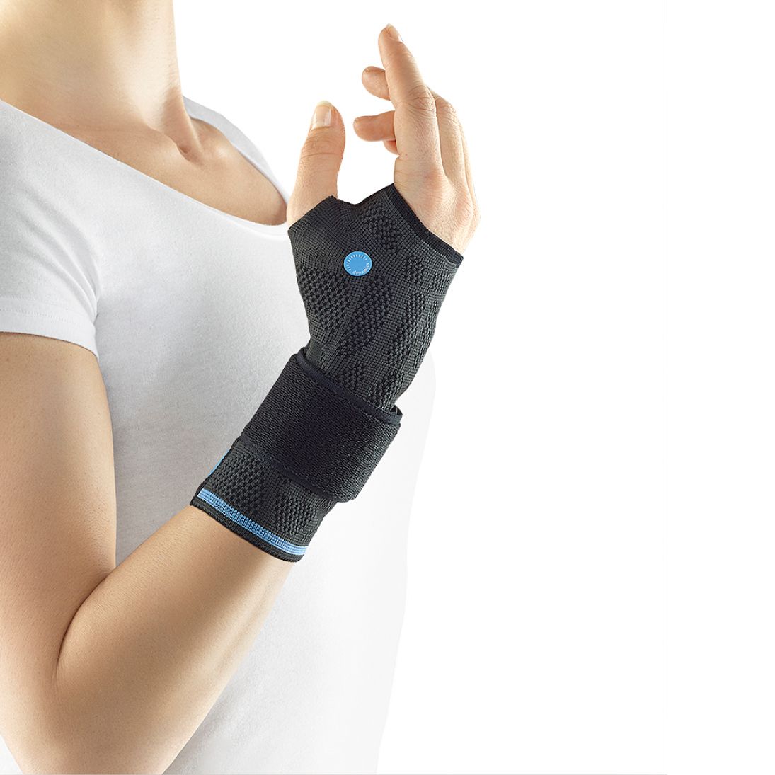 Dynamics Plus Handgelenkbandage rechts Gr.2 carbon 1 St Bandage(s)