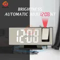 Réveil à projection numérique LED pour chambre à coucher projection au plafond budgétaire de temps