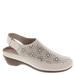 Easy Spirit Dawn - Womens 9.5 Bone Slip On W