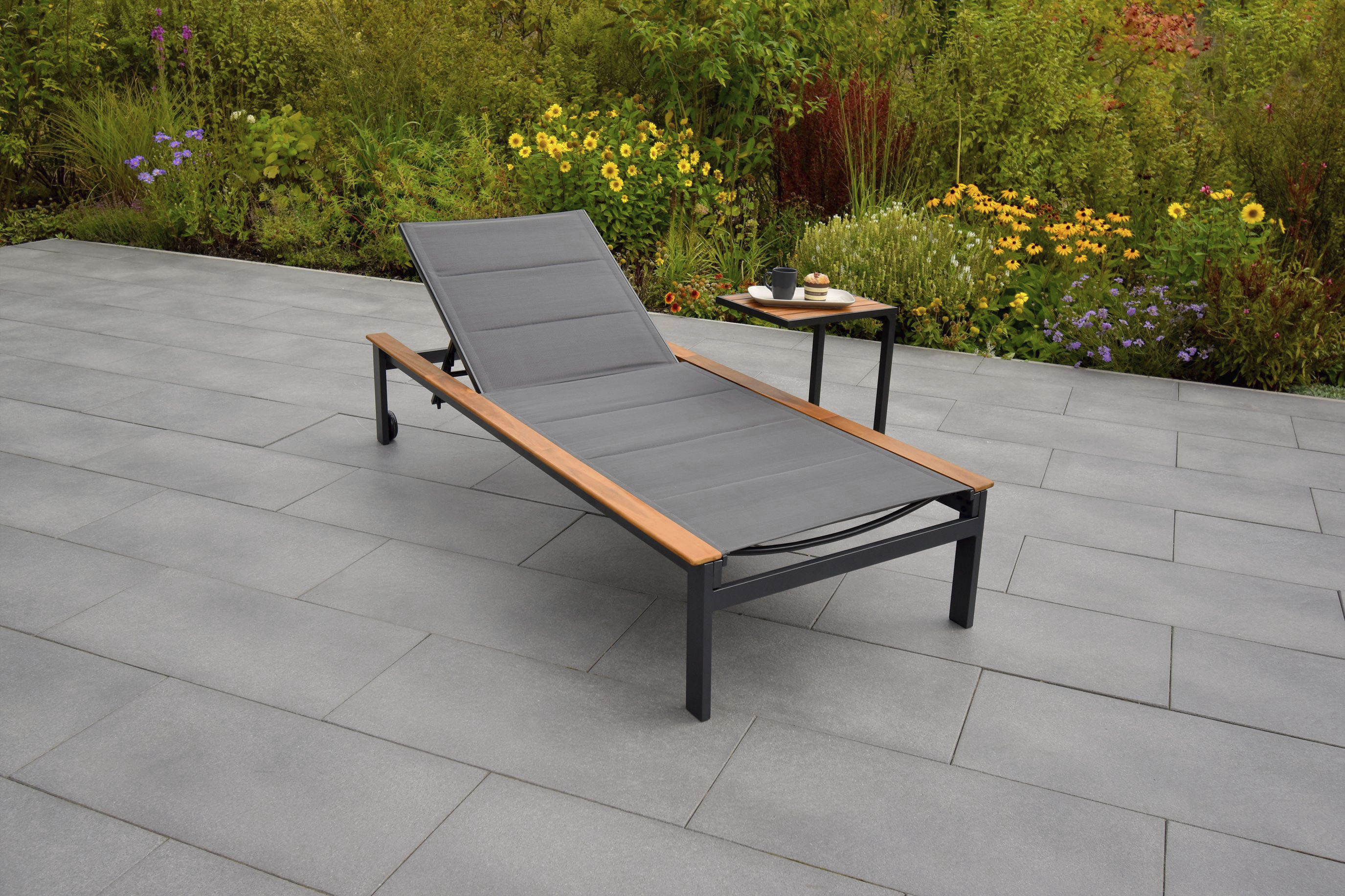 Gartenliege MERXX "Paxos", grau (graphit), Gartenliegen, inkl. Beistelltisch