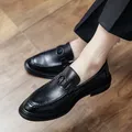 Chaussures provoqué en cuir pour hommes chaussures Oxford de luxe chaussures d'affaires de