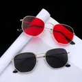 Petites lunettes de soleil carrées pour hommes et femmes lunettes de soleil à verres miroir