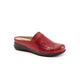 Wide Width Women's San Marcos Ii Flat by SoftWalk in Red (Size 8 1/2 W)