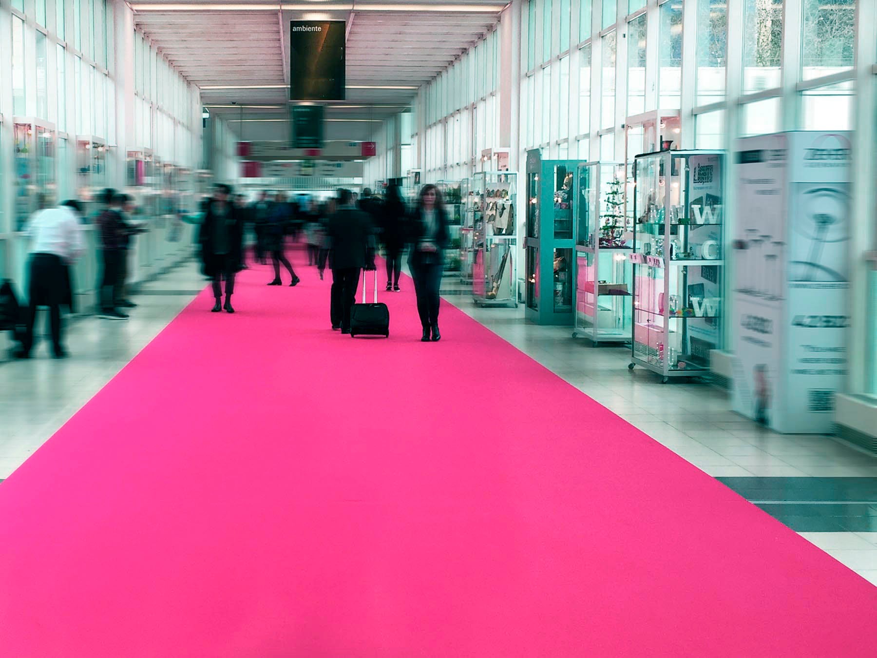 Läufer "PODIUM, Made in Belgium", pink, B:200cm H:2,6mm L:2.700cm, Polypropylen (PP), PRIMAFLOR-IDEEN IN TEXTIL, Teppiche, Breite 200 cm, Nadelfilz, Uni-Farben, ideal für Veranstaltungen Image