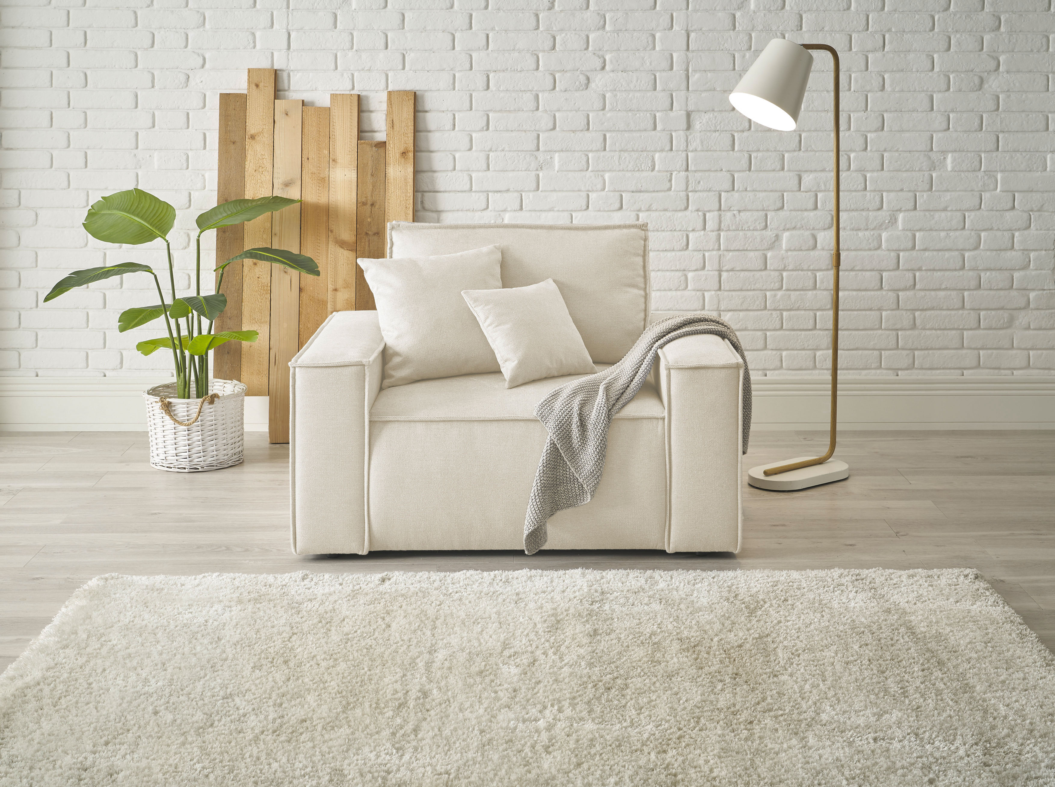 Loveseat OTTO HOME "FINNLEY, XXL-Sessel, Lesesessel, trendige Stoffe, inkl. Zierkissen", beige (creme), B:120cm H:85cm T:86cm, Bezugstoff 100% PES ;Atmungsaktives Gewebe ;Easy Clean ;Gramatur 340g/qm +/- 5%, Sessel, verfügbar in den Stoffqualitäten...