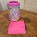 Lilly Pulitzer Dining | Lilly Pulitzer 2 In 1 Can Tumbler Multi Flock Full Of Fun Print Nwot | Color: Blue/Pink | Size: Os
