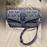 Michael Kors Bags | 131 )Michael Kors Blue ‘Greenwich’ Shoulder Bag From Michael Michael Kors. | Color: Blue/White | Size: Os