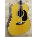 Martin D-28 Standard Dreadnought Acoustic Guitar Natural w/Case