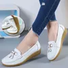 Frauen Wohnungen Ballett Schuhe Cut Out Leder Atmungsaktive Mokassins Frauen Boot Schuhe Ballerina