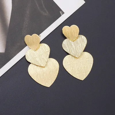 Korean Fashion Dangle Drop Irregular Stripe Metal Heart Earrings For Women Vintage Style Trend 2024