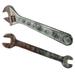 2pcs Halloween Party Wrench Fake Spanner Halloween Photo Prop Bloody Spanner
