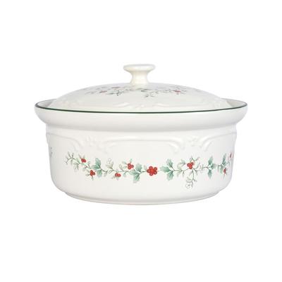 Pfaltzgraff Winterberry Covered Casserole, 1.5 Quarts