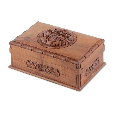 Chinar Dome,'Handcrafted Walnut Wood Jewelry Box from India'