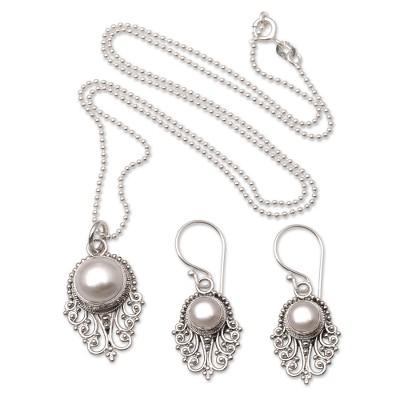 Kind Touch,'Hand Crafted Cultured Pearl Jewelry Set'