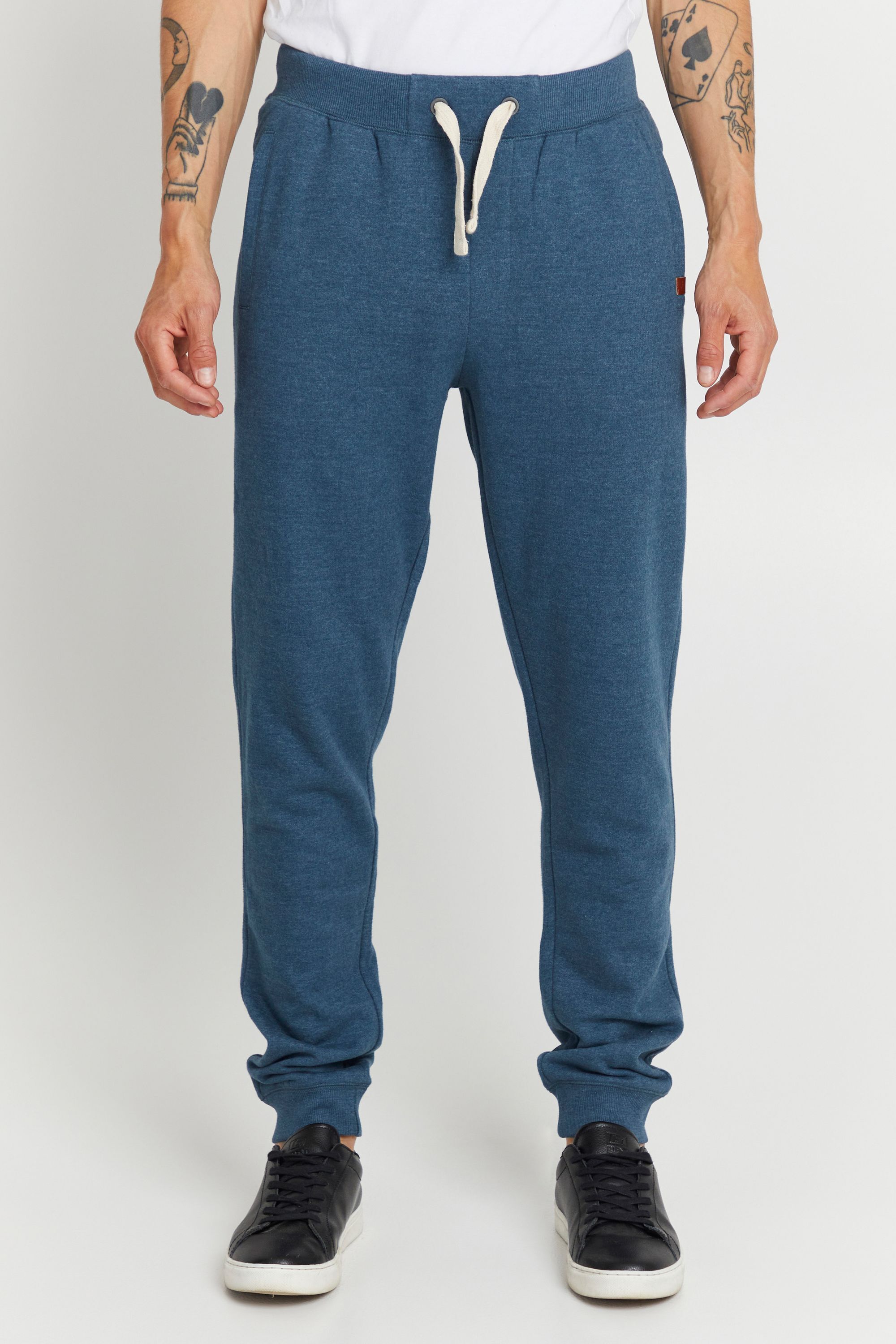 Jogginghose BLEND "BHTilo", Herren, Gr. L, US-Größen, ensign blau, Sweatware, 60% Baumwolle, 40% Polyester, unifarben, regular fit lang, Hosen Jogginghose, Gemütliche Sweathose mit kontrastfarbenen Tunnelzug
