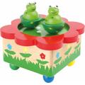 Small foot 7541 - Spieluhr Froschteich, Melodie: Merrily we roll along, Holz, 12x12x7cm - Legler