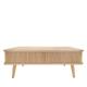 Table basse en bois clair