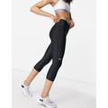 Under Armour Training Heat Gear capri sculpt leggings in black