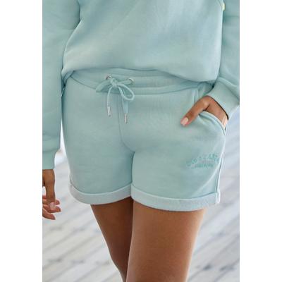 Relaxshorts LASCANA, Damen, Gr. 36/38, N-Gr, grün (mint), Sweatware, Obermaterial: 60% Baumwolle, 40% Polyester, unifarben, bestickt, Basic, bequem kurz, Hosen, mit seitlichen Taschen und Logostickerei, Loungewear Image