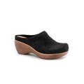 Wide Width Women's Madison Clog by SoftWalk in Black Embossed (Size 11 W)
