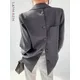 [Lanmrem] Tide Designer Back Button Blazer für Frauen grau gekerbt Langarm Mode Frauenmantel 2024