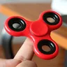 Red Hand Spinner ABS Fidget Spinner per autismo ADHD Anti Stress creativo Tri-Spinner di alta