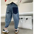 Jeans per bambini pantaloni lunghi primavera autunno pantaloni Casual pantaloni larghi con foro