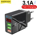 Caricatore rapido USB a 3 porte con display a LED Adattatore per telefono per iPhone Samsung Xiaomi Huawei Caricatore da muro con presa EU/US Quick Charge 3.0